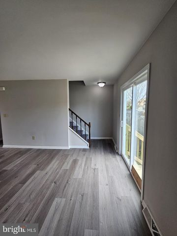 33 FIELDSTONE CT, Dover, DE 19904