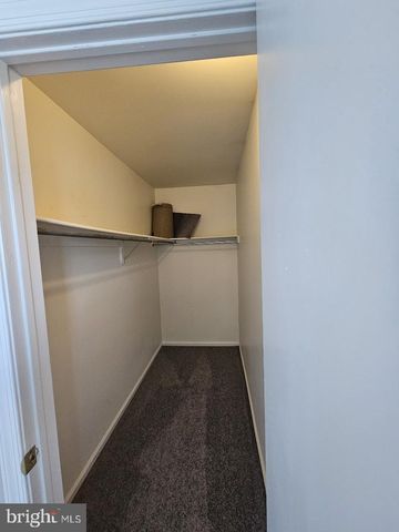 33 FIELDSTONE CT, Dover, DE 19904