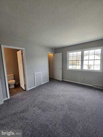 33 FIELDSTONE CT, Dover, DE 19904