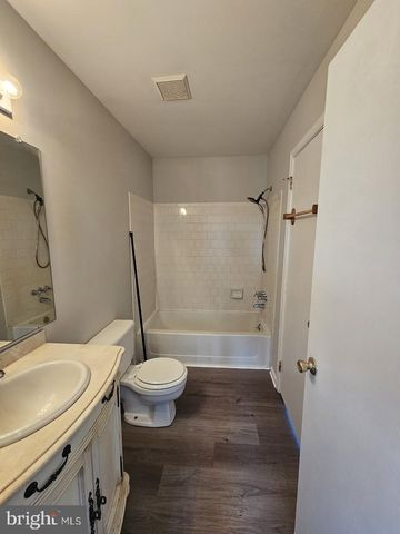 33 FIELDSTONE CT, Dover, DE 19904