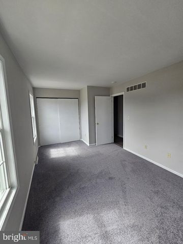 33 FIELDSTONE CT, Dover, DE 19904