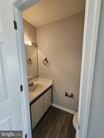 33 FIELDSTONE CT, Dover, DE 19904