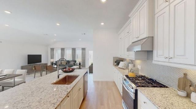 2138 Mosaic Valley Court, Angleton, TX 77515