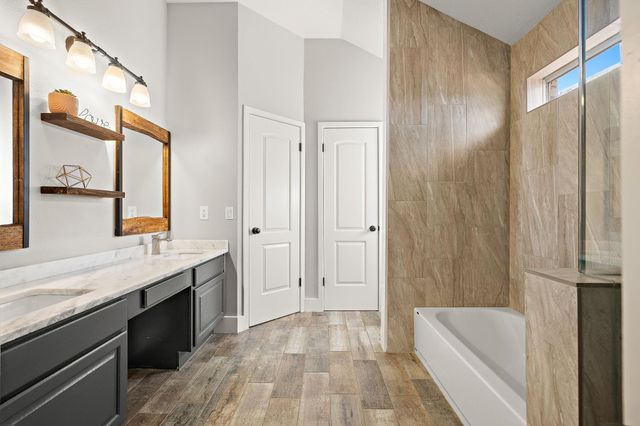 8110 Nairn DR, Austin, TX 78749