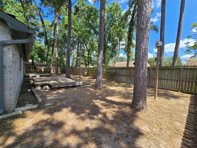 25510 Thistlewaite Lane, Spring, TX 77373