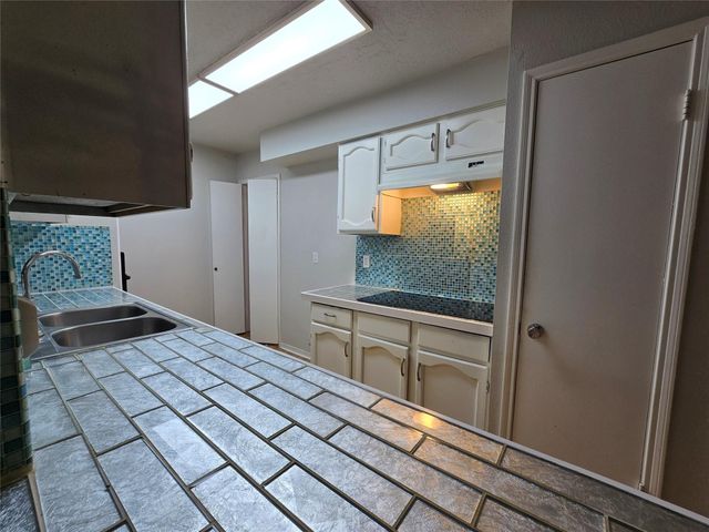 25510 Thistlewaite Lane, Spring, TX 77373