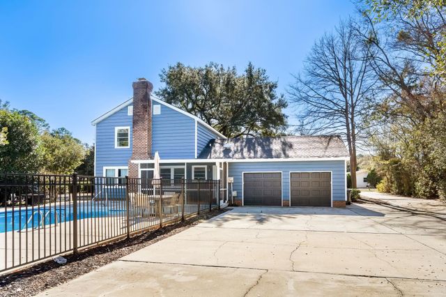 109 Wofford Rd., Conway, SC 29526