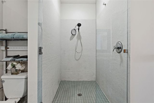 130 Arizona Avenue NE 404, Atlanta, GA 30307