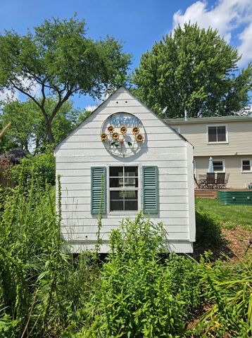 7073 Ticonderoga Trail, Eden Prairie, MN 55346