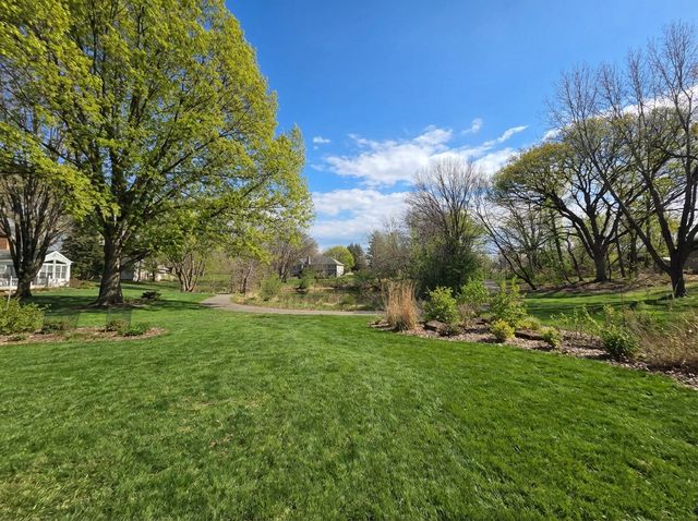 7073 Ticonderoga Trail, Eden Prairie, MN 55346