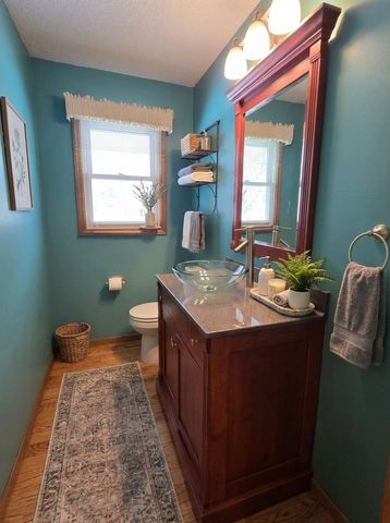 7073 Ticonderoga Trail, Eden Prairie, MN 55346