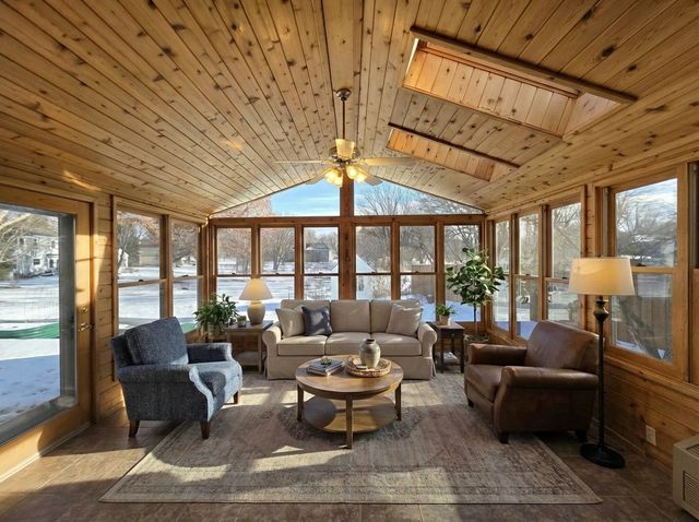 7073 Ticonderoga Trail, Eden Prairie, MN 55346