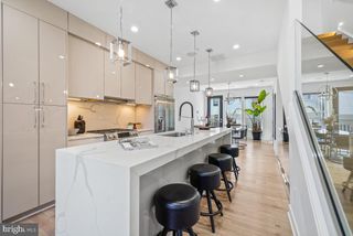558 HARVARD ST NW #B, Washington, DC 20001