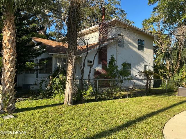 711 S Palmetto Avenue, Daytona Beach, FL 32114