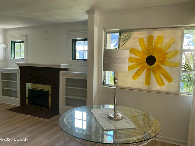 711 S Palmetto Avenue, Daytona Beach, FL 32114