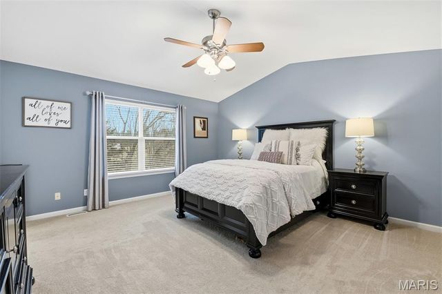 1916 Providence Estate Drive, Wentzville, MO 63385