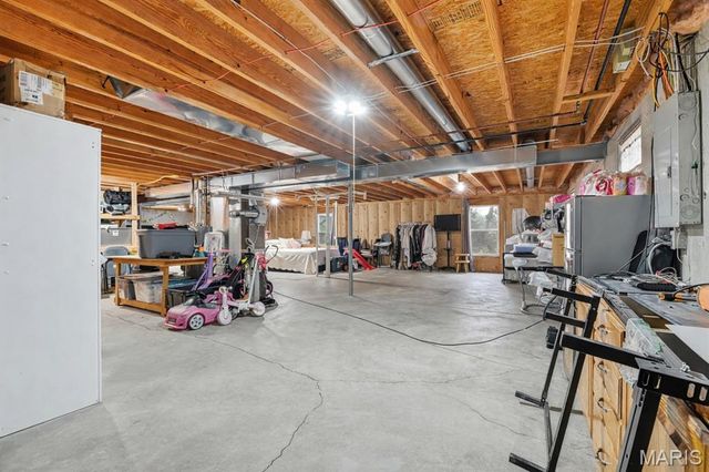 1916 Providence Estate Drive, Wentzville, MO 63385