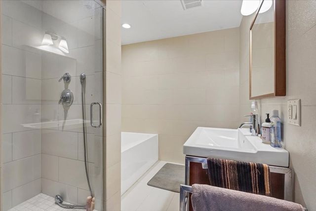 45 Vinton 4, Boston, MA 02127