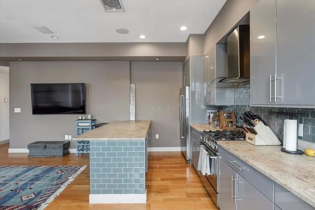 45 Vinton 4, Boston, MA 02127