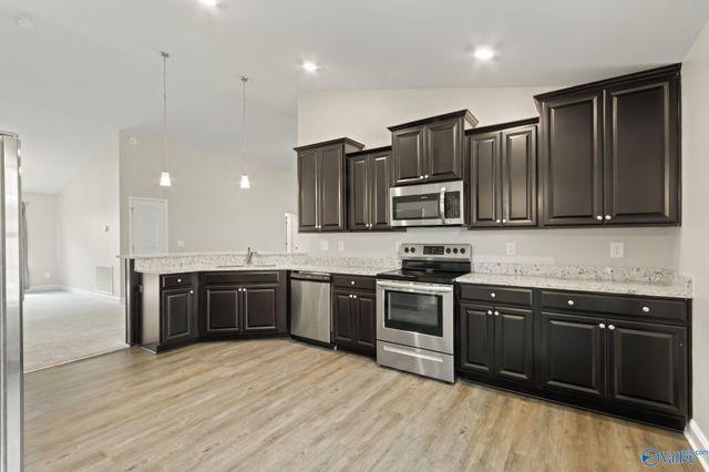 122 Ardsley Drive, Madison, AL 35756
