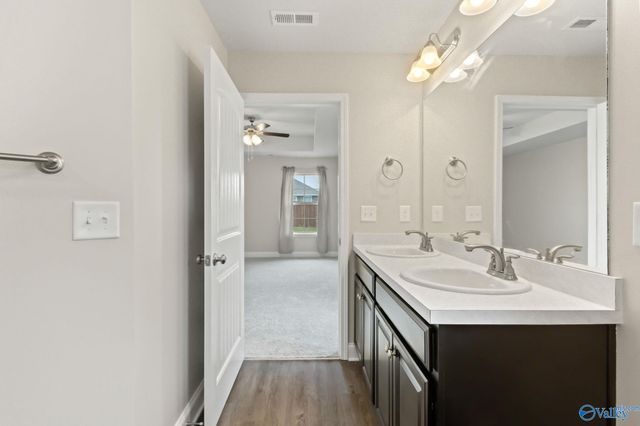 122 Ardsley Drive, Madison, AL 35756