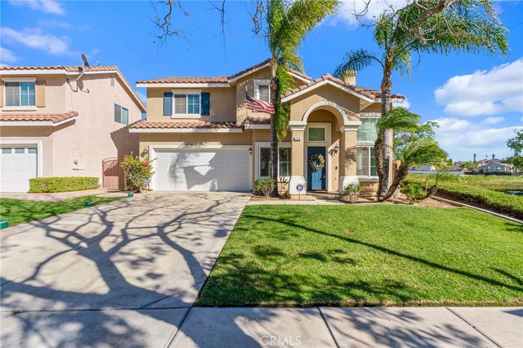 Image 1 of property listing at 729 La Docena Lane, Corona, CA 92879