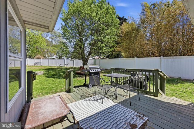 503 DEVONSHIRE DR, Sewell, NJ 08080