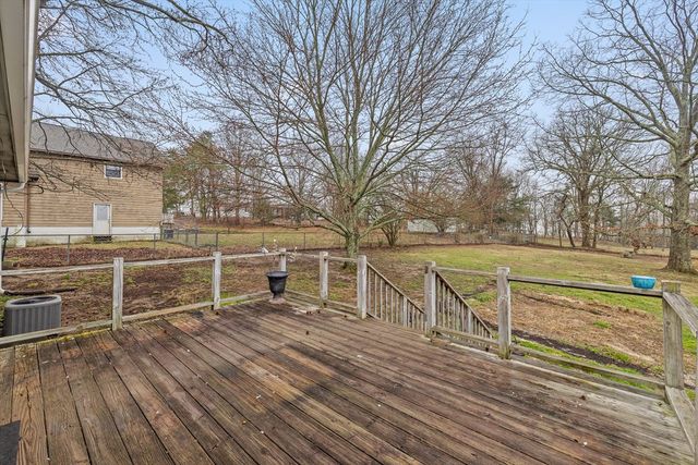 70 Pinoak Road, Trenton, GA 30752