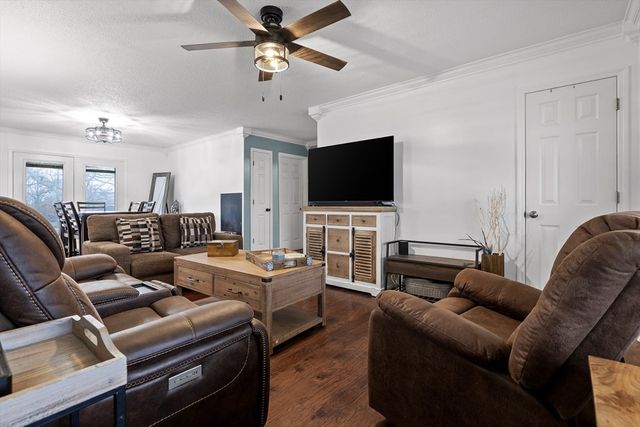 70 Pinoak Road, Trenton, GA 30752