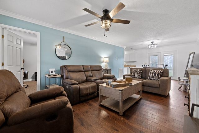 70 Pinoak Road, Trenton, GA 30752