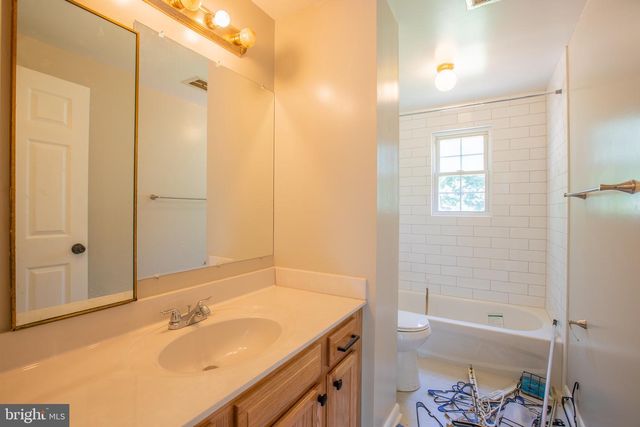 1312 RAINBOW DR, Silver Spring, MD 20905