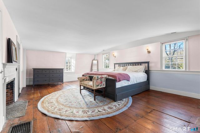 1 Ferry Road, Chester, CT 06412