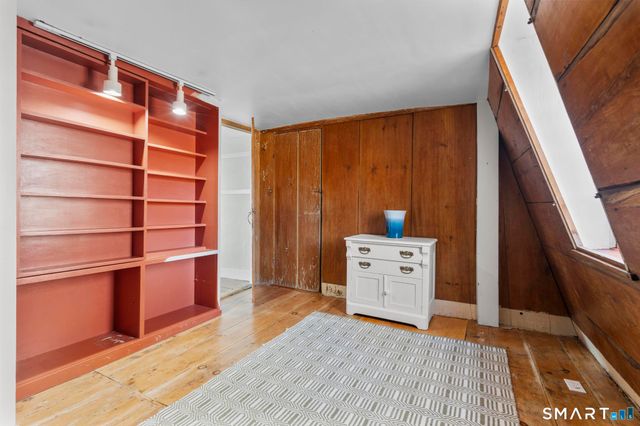 1 Ferry Road, Chester, CT 06412