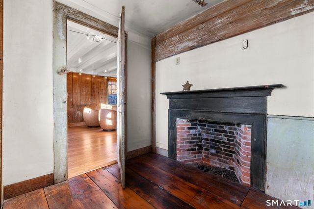 1 Ferry Road, Chester, CT 06412