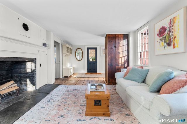 1 Ferry Road, Chester, CT 06412