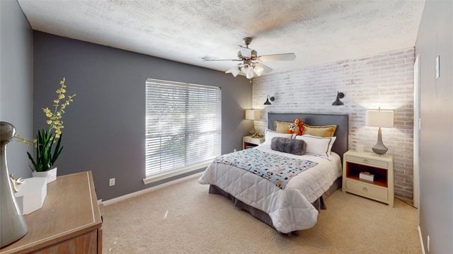 14427 Brighton Trace Lane, Houston, TX 77044