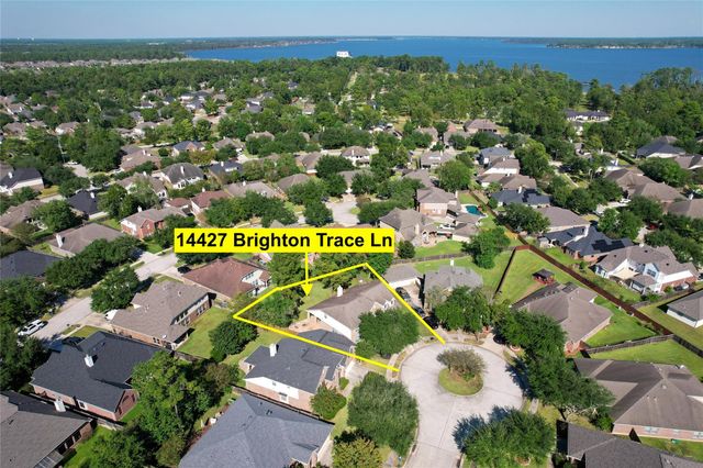 14427 Brighton Trace Lane, Houston, TX 77044