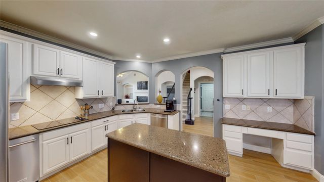 14427 Brighton Trace Lane, Houston, TX 77044