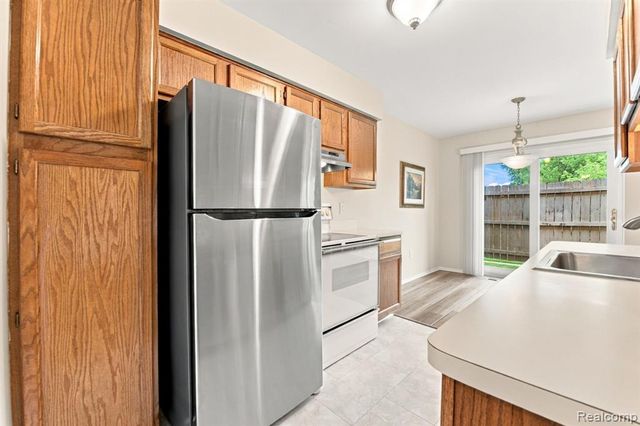3114 Hidden Trail, Waterford, MI 48328
