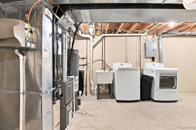 3114 Hidden Trail, Waterford, MI 48328