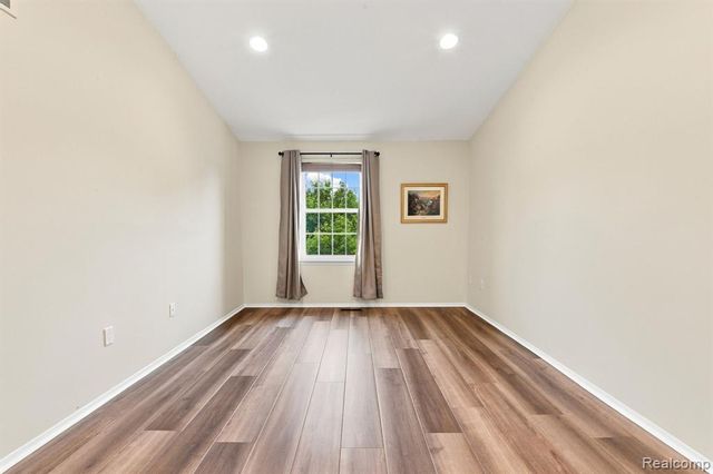 3114 Hidden Trail, Waterford, MI 48328