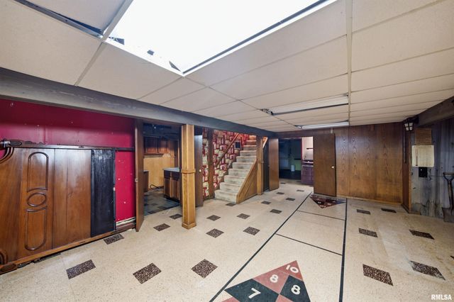 315 W STONEGATE Road, Peoria, IL 61614