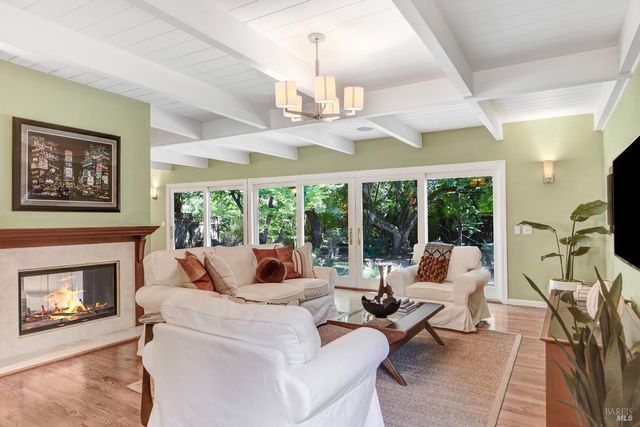 255 E Napa St, Sonoma, CA 95476