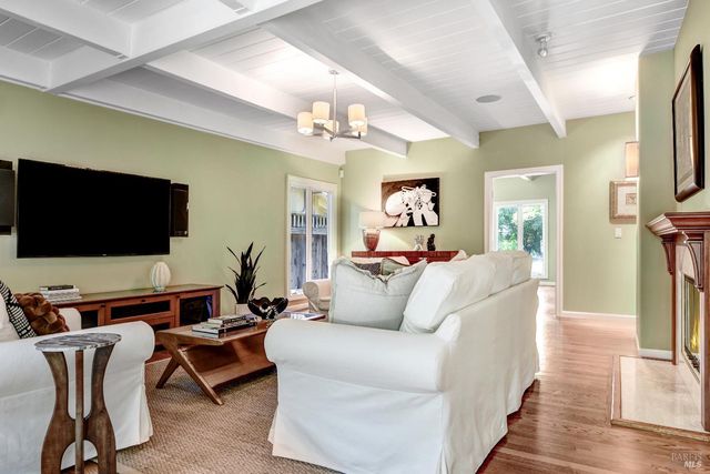 255 E Napa St, Sonoma, CA 95476