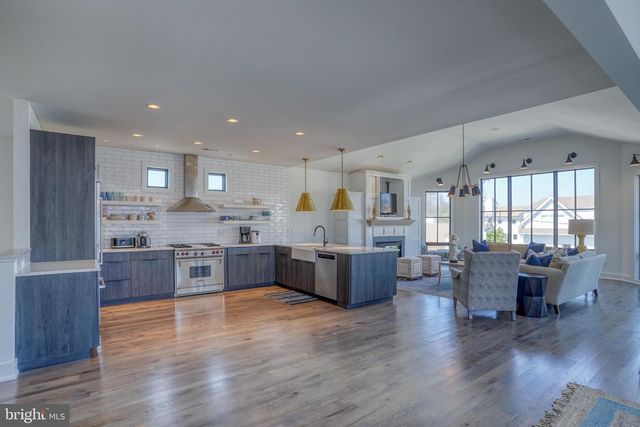 16 CHICAGO ST, Dewey Beach, DE 19971