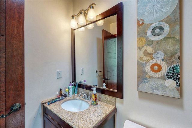 319 Triangle Nook Road, Cedarpines Park, CA 92322