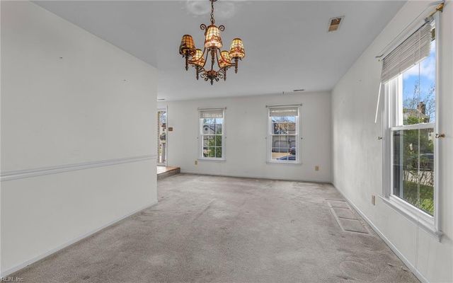 2092 Grey Fox LN, Virginia Beach, VA 23456