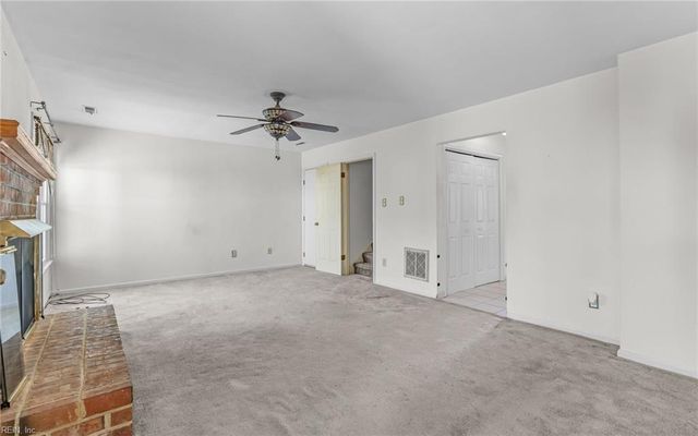 2092 Grey Fox LN, Virginia Beach, VA 23456