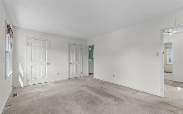 2092 Grey Fox LN, Virginia Beach, VA 23456