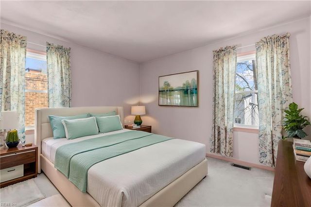 2092 Grey Fox LN, Virginia Beach, VA 23456